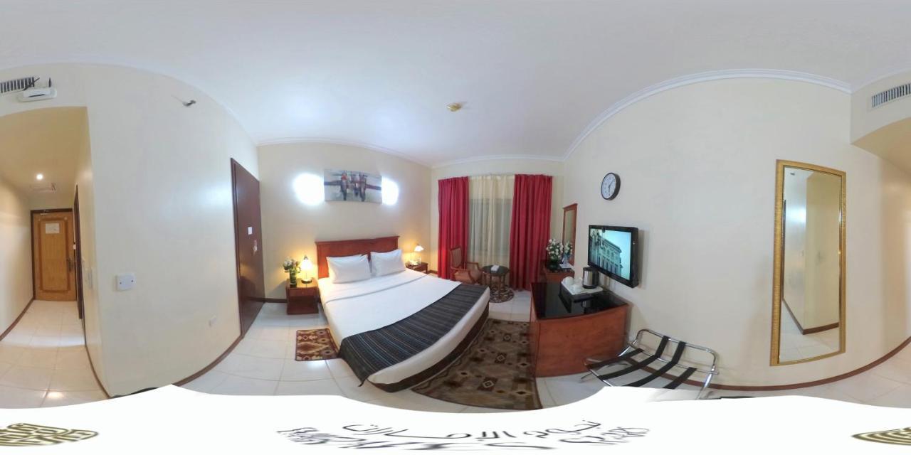 Hotel Nejoum Al Emarat Schardscha Exterior foto